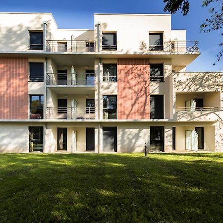 Zenao Appart'Hotel Невер Экстерьер фото