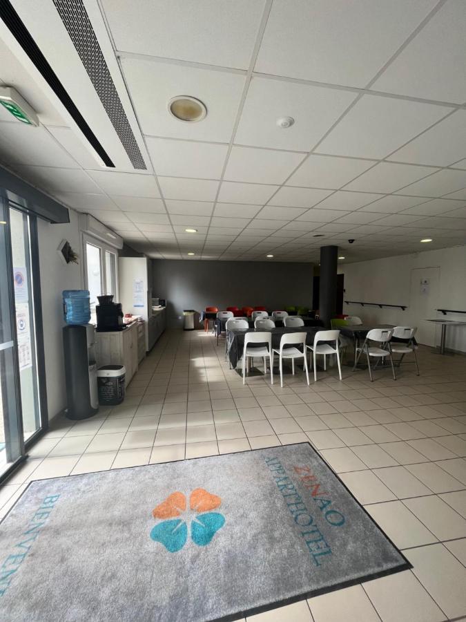 Zenao Appart'Hotel Невер Экстерьер фото