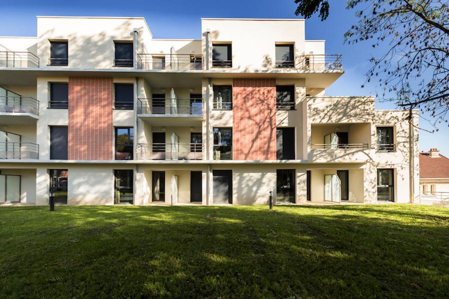 Zenao Appart'Hotel Невер Экстерьер фото